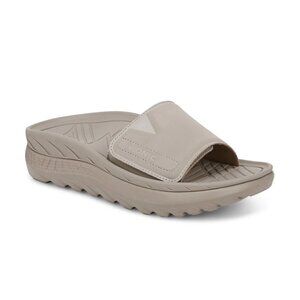 Vionic Rejuvenate Recovery Sandals